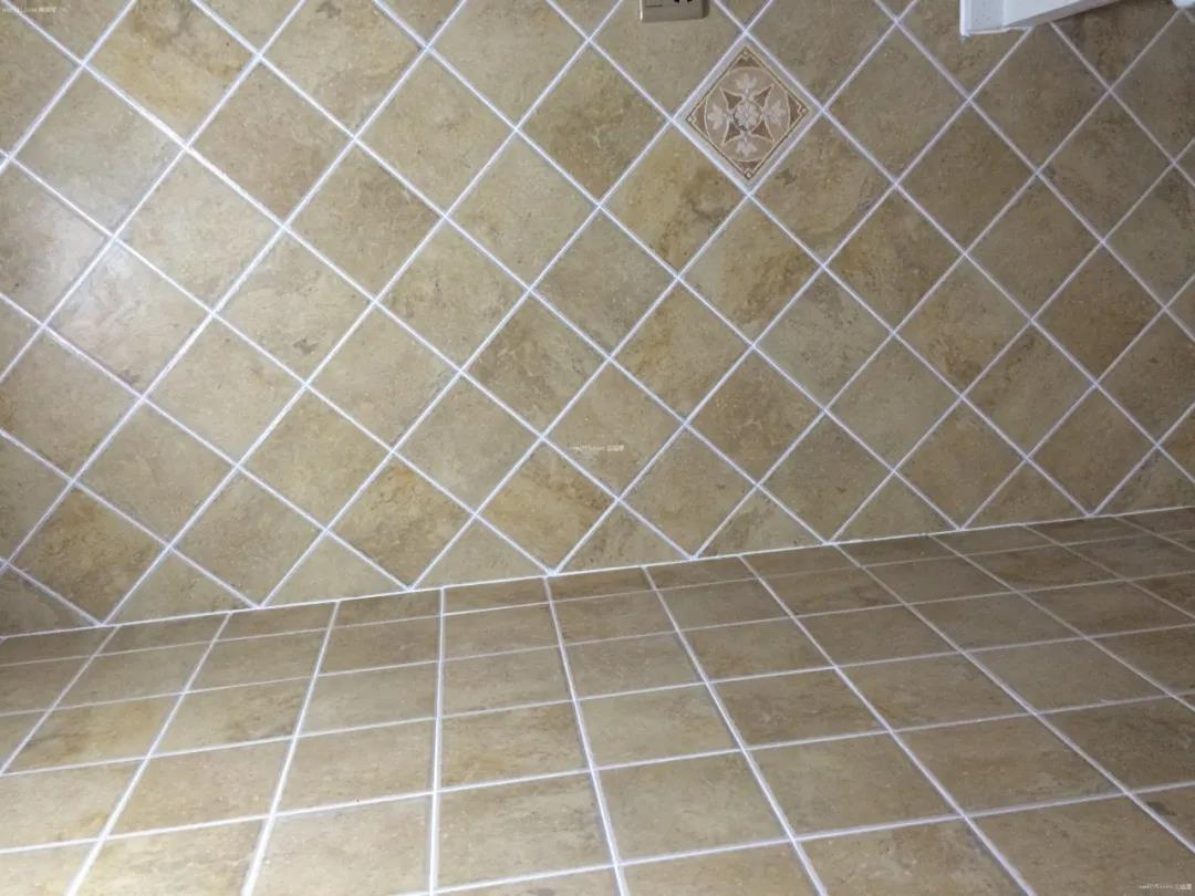 1642754559354687.jpg d1ab8b68de0435ca3a8c63a06e29e59.jpg