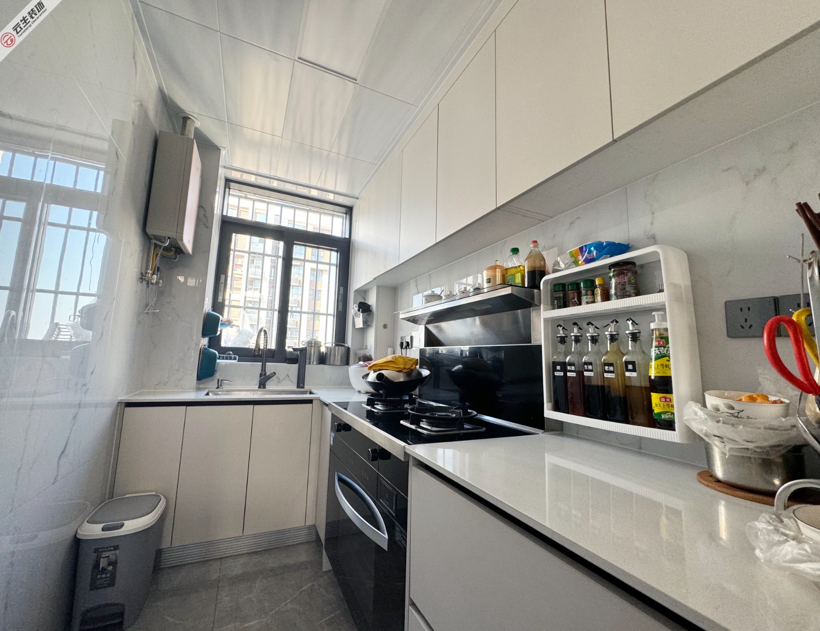1703817841320337.jpg 厨房1.jpg